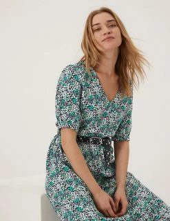 Top 10 🥰 M&S Collection 👗 Dresses Ditsy Floral V-Neck Midi Tiered 👗 Dress 🎁