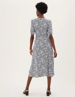 Brand new 🔥 M&S Collection 👗 Dresses Ditsy Floral V-Neck Midi Skater 👗 Dress ⌛ -New In Womens Sales 2022 SD 01 T42 7467 Y4 X EC 2