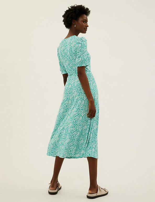 Top 10 🌟 M&S Collection 👗 Dresses Jersey Floral V-Neck Midi Tea 👗 Dress 🥰 5 Top 10 🌟 M&S Collection 👗 Dresses Jersey Floral V-Neck Midi Tea 👗 Dress 🥰 - Image 5