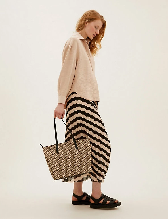 Brand new β¨ M&S Collection π Shirts & Blouses Long Sleeve Popover Blouse π€© 5 Brand new β¨ M&S Collection π Shirts & Blouses Long Sleeve Popover Blouse π€© - Image 5