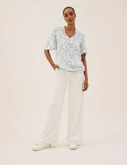 New 👏 M&S Collection 👚 Shirts & Blouses Floral Tie Neck Short Sleeve Popover Blouse 🛒