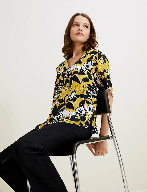 Discount π Autograph π Shirts & Blouses Floral V-Neck Short Sleeve Popover Blouse π 5 Discount π Autograph π Shirts & Blouses Floral V-Neck Short Sleeve Popover Blouse π - Image 5