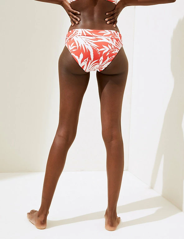 Discount 🛒 M&S Collection 👙 Bikinis Tummy Control Leaf Print 👙 Bikini Bottoms 😀 4 Discount 🛒 M&S Collection 👙 Bikinis Tummy Control Leaf Print 👙 Bikini Bottoms 😀 - Image 4