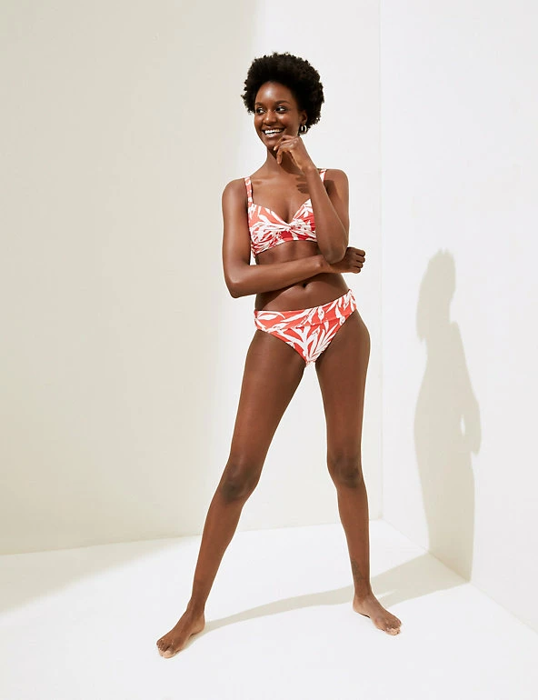 Discount 🛒 M&S Collection 👙 Bikinis Tummy Control Leaf Print 👙 Bikini Bottoms 😀 5 Discount 🛒 M&S Collection 👙 Bikinis Tummy Control Leaf Print 👙 Bikini Bottoms 😀 - Image 5