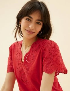 New 🎉 Per Una Women Pure Cotton Broderie V-Neck T-Shirt 🌟 -New In Womens Sales 2022 SD 01 T53 1245U F9 X EC 0