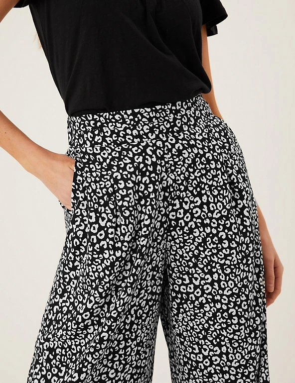 Cheapest ⌛ M&S Collection Printed Wide Leg Cropped Trousers 🤩 9 Cheapest ⌛ M&S Collection Printed Wide Leg Cropped Trousers 🤩 - Image 9