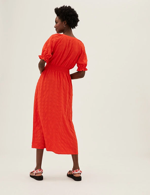 Promo π M&S Collection π Dresses V-Neck Shirred Midi Waisted π Dress β¨ 5 Promo π M&S Collection π Dresses V-Neck Shirred Midi Waisted π Dress β¨ - Image 5