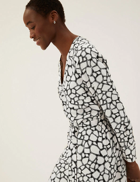 Outlet β¨ M&S Collection π Dresses Animal Print V-Neck Belted Midi π Dress π 1 Outlet β¨ M&S Collection π Dresses Animal Print V-Neck Belted Midi π Dress π