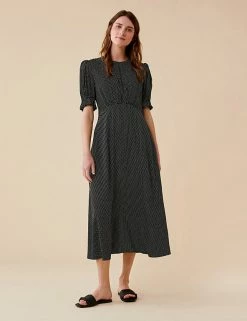 Best Sale ❤️ Finery London 👗 Dresses Polka Dot Waisted 👗 Dress 🤩