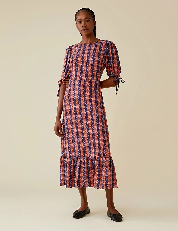 Flash Sale 🎁 Finery London 👗 Dresses Gingham Puff Sleeve Midi Tiered Tea 👗 Dress 👏 1 Flash Sale 🎁 Finery London 👗 Dresses Gingham Puff Sleeve Midi Tiered Tea 👗 Dress 👏