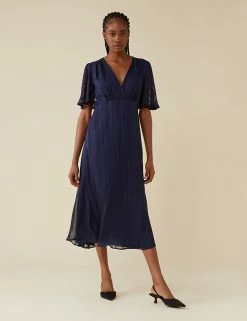 Best reviews of 🎁 Finery London 👗 Dresses Striped V-Neck Midaxi Waisted 👗 Dress ✨