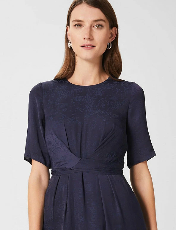Outlet π HOBBS π Dresses Jacquard Knee Length Waisted π Dress βοΈ 3 Outlet π HOBBS π Dresses Jacquard Knee Length Waisted π Dress βοΈ - Image 3
